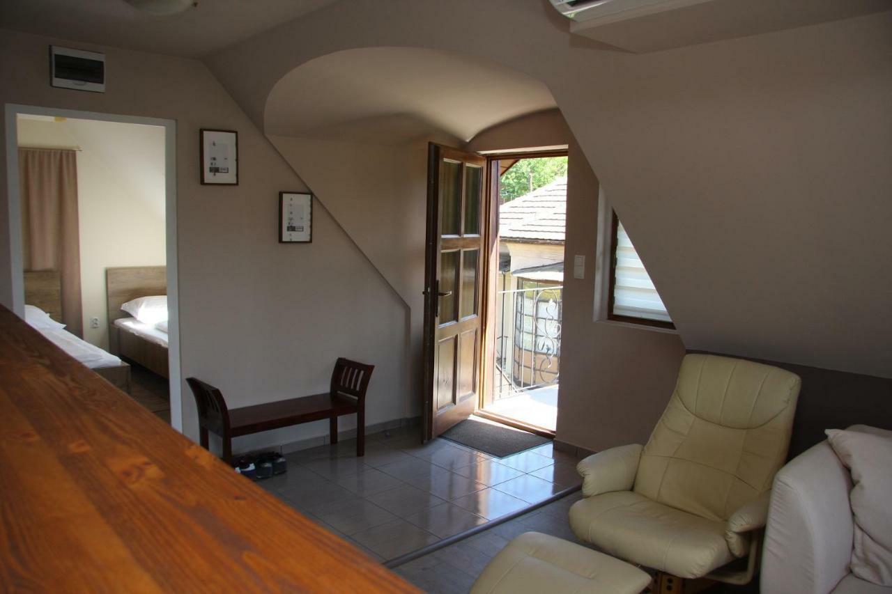 Villa Maria Apartman Miskolc Exterior photo